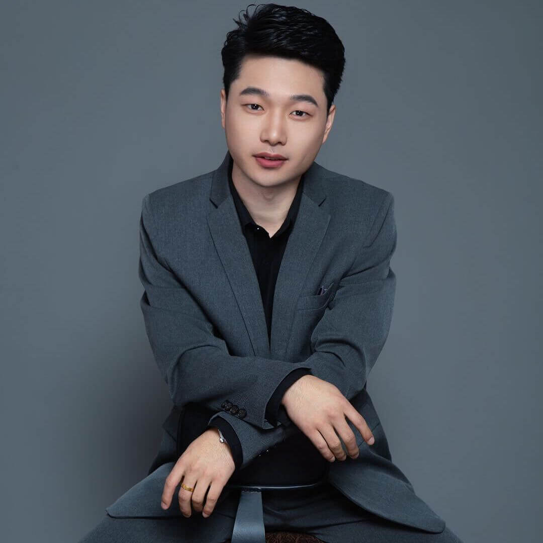 皙颜佳CEO 虎哥